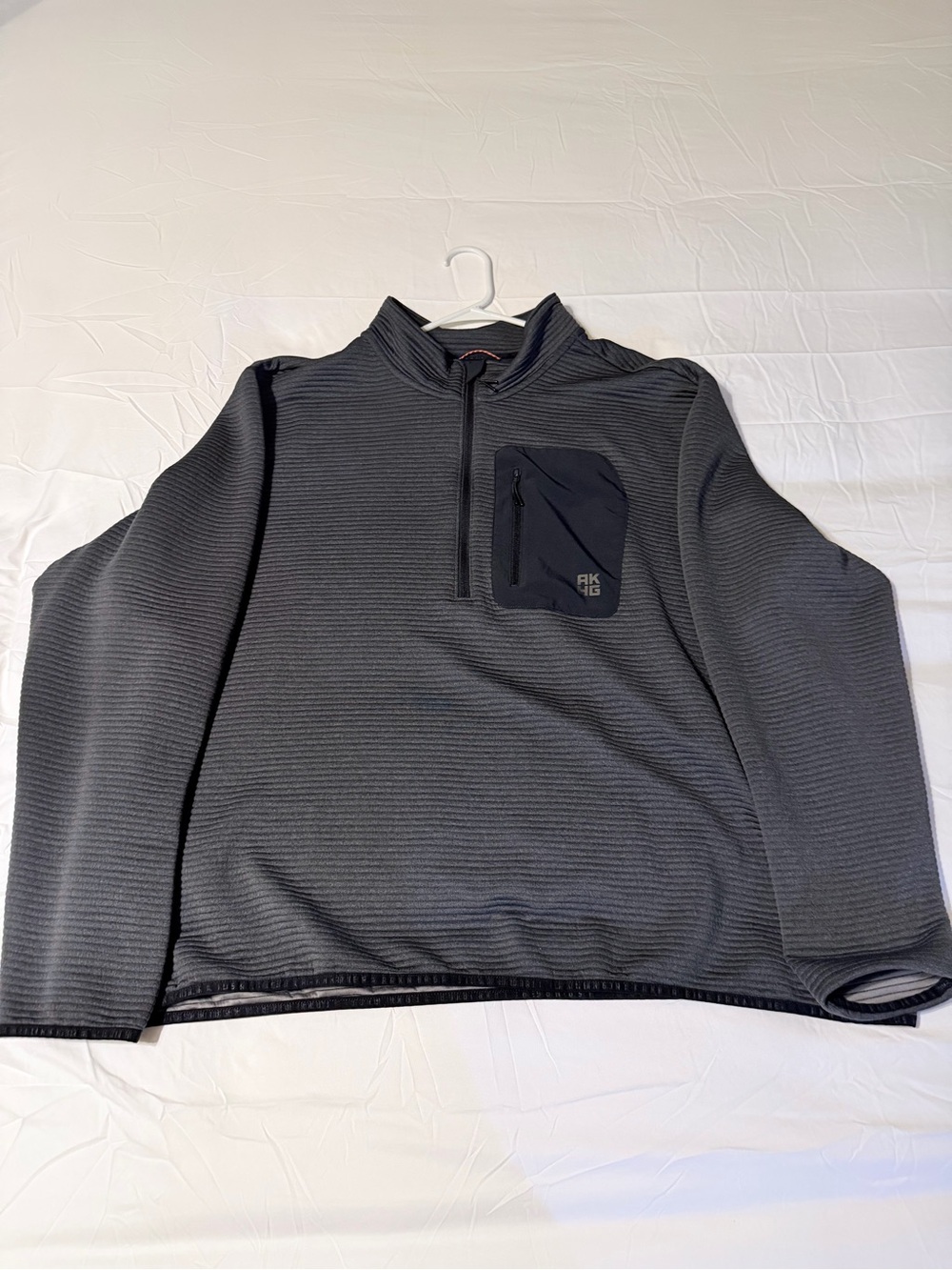 Duluth Trading Co Men’s Charcoal Gray Quarter-Zip Pullover with Chest Zip Pocket